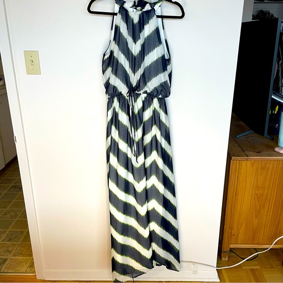 Vince Camuto Maxi Dress - Picture 1 of 5